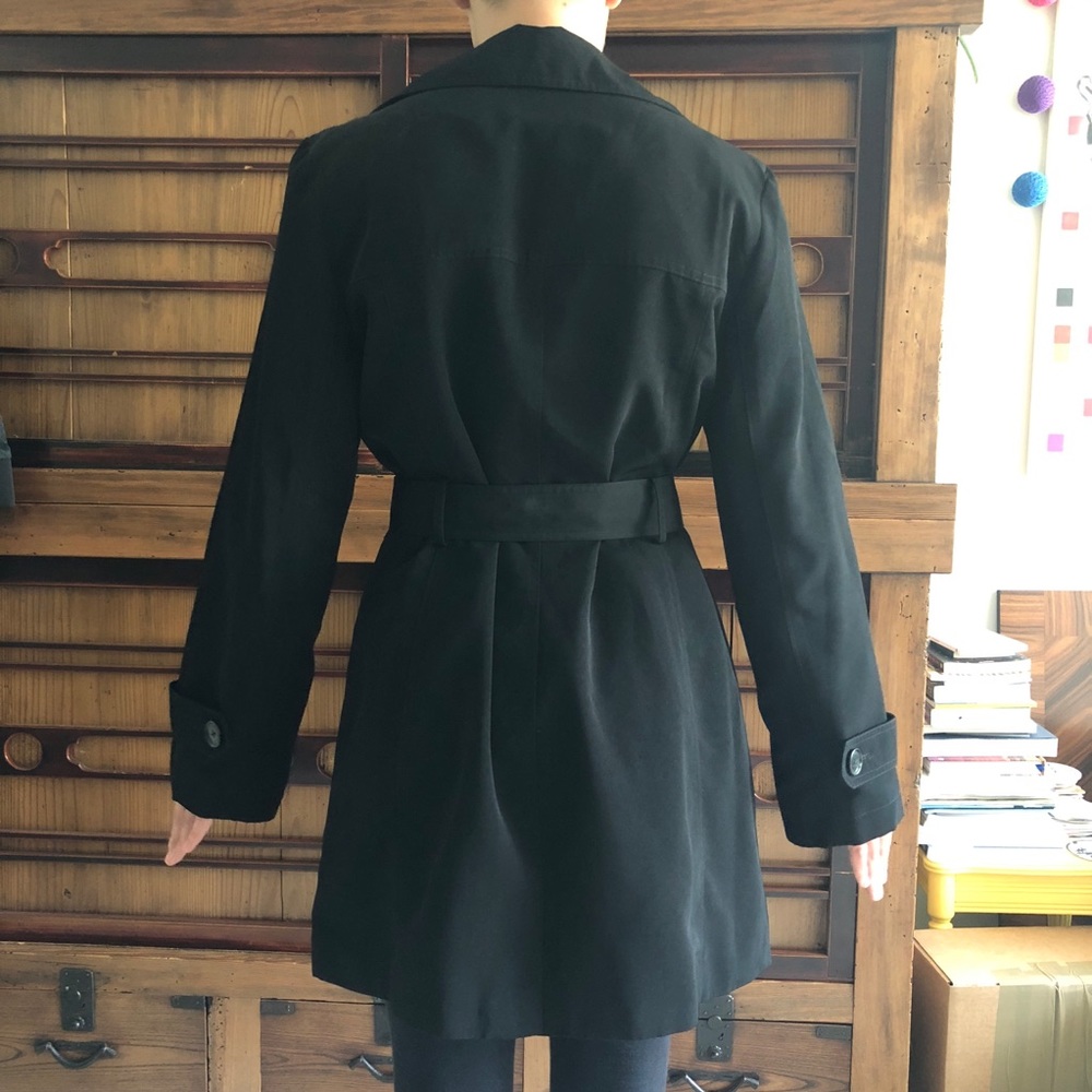 Shop the look! Black trench - Picture 8 of 8